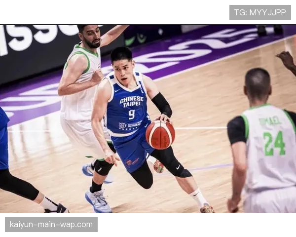中国台北队助攻数18比12领先 团队篮球理念执行效果显著