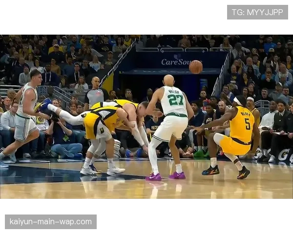 步行者替补群砍77分战术解析:麦康奈尔波特布朗的轮换价值 步行者替补群砍77分战术解析:麦康奈尔波特布朗的轮换价值